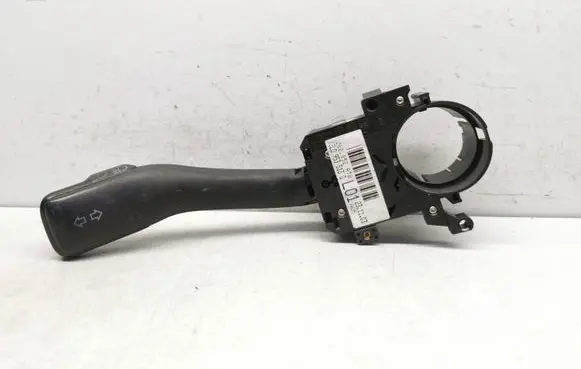 Volkswagen PASSAT B5.5 Indicator stalk 8L0953513G