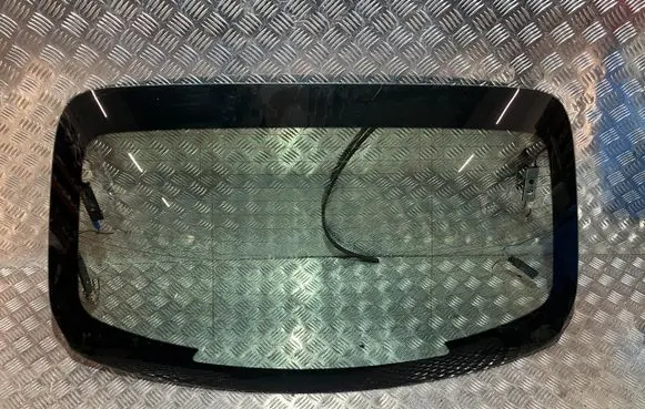Mercedes-Benz C W205 Rear windscreen/windshield window TM29417