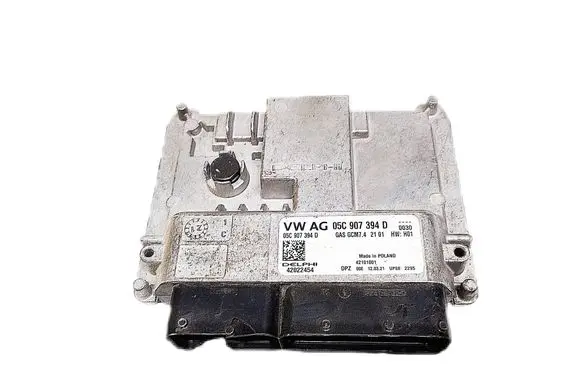 Volkswagen Polo Engine control unit/module 05C907394D