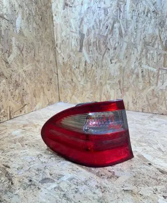 Mercedes-Benz E W211 Rear/tail lights A2118201164 379121 379001