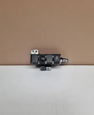 Nissan Qashqai Other switches/knobs/shifts 4EA0D