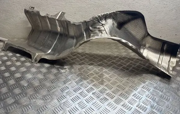 Nissan Qashqai Exhaust heat shield 