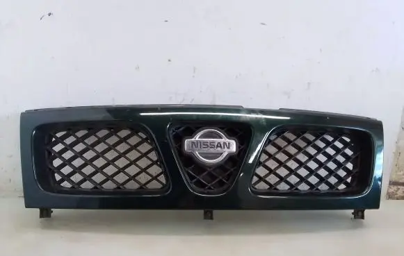 Nissan Terrano Front bumper upper radiator grill 1966I01