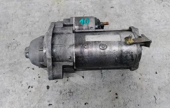 Audi A4 S4 B6 8E 8H Starter motor VALEO