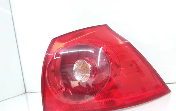 Volkswagen Golf V Rear/tail lights 1K6945096AA 1K6945258
