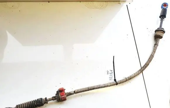 Gear shift cable linkage