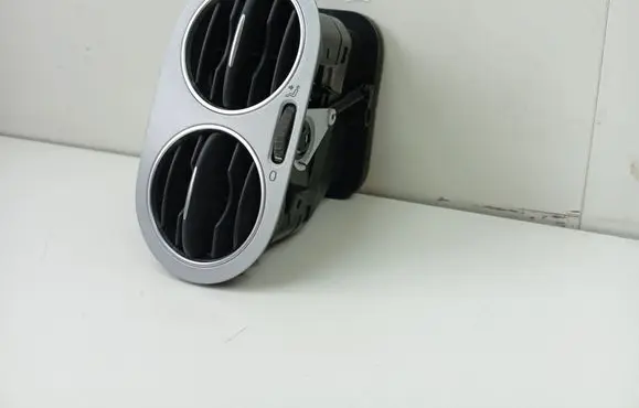 Volkswagen Golf Plus Dashboard side air vent grill/cover trim 5M0819703