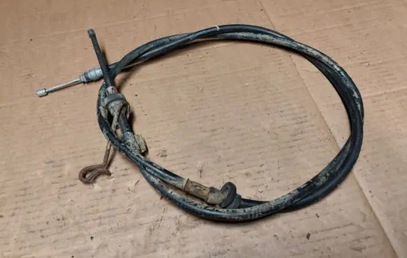 Jeep Cherokee III KJ Handbrake/parking brake wiring cable 