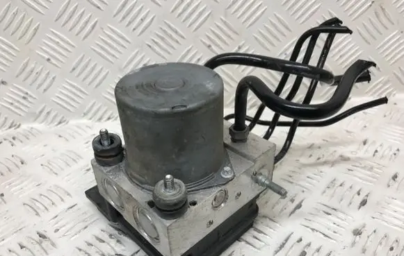 Peugeot 5008 ABS Pump 9666930880 9664532380