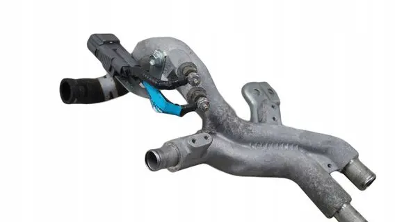 Lexus IS 220D-250-350 Engine coolant pipe/hose