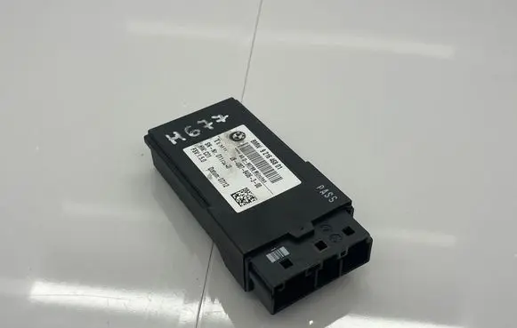 BMW 5 F10 F11 Seat heating relay 9216468 2840078406300