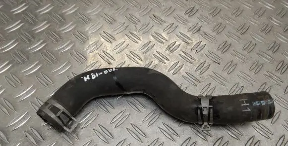 Toyota Yaris Engine coolant pipe/hose