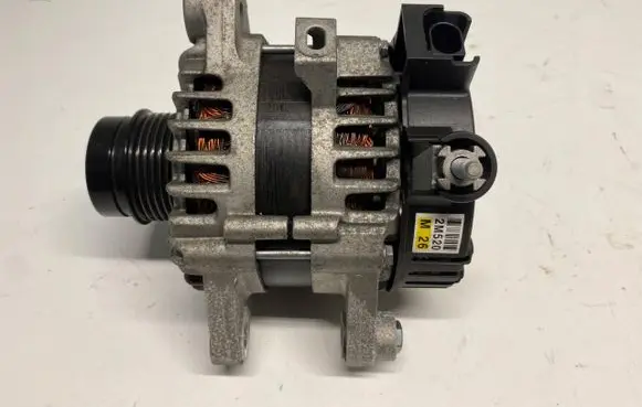 Hyundai Tucson IV NX4 Generator/alternator 37300-2M520