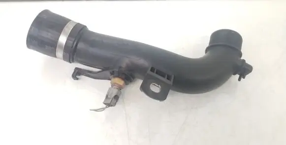 Toyota Avensis T250 Intercooler hose/pipe 173620R011 8942460010