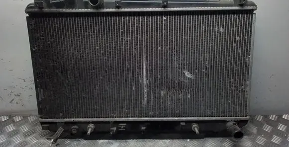 Toyota RAV 4 (XA10) Coolant radiator 76681502