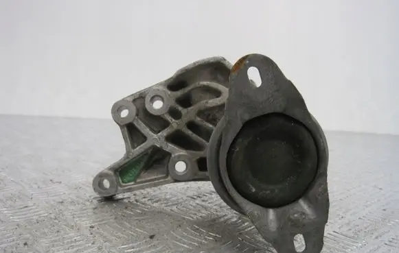 Peugeot Partner III Engine mount bracket 9645161180