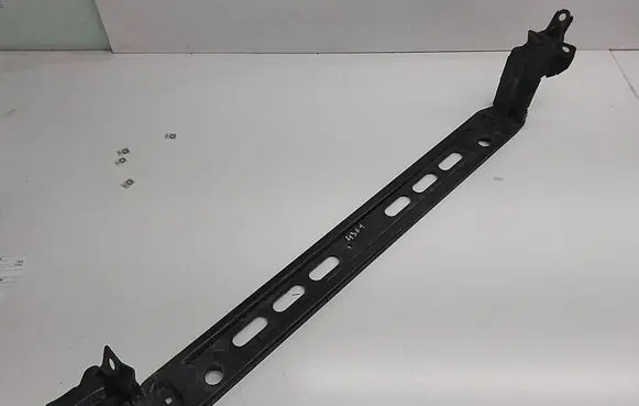 Volvo S60 Radiator mount bracket 31368100