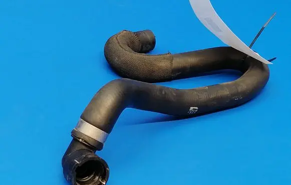 Mercedes-Benz CLA C117 X117 W117 Engine coolant pipe/hose A2468303196