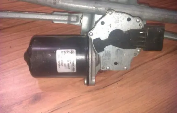 Skoda Octavia Mk1 (1U) Wiper motor