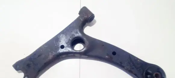 Toyota Corolla Verso AR10 Front lower control arm/wishbone