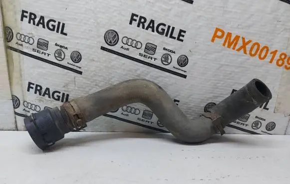 Volkswagen Golf V Engine coolant pipe/hose 3B0122291B