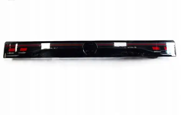 Volkswagen PASSAT B8 Rear/tail lights 3J0945307A