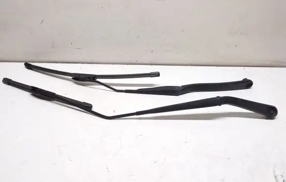Nissan Juke I F15 Front wiper blade arm W0000014866 W000014867