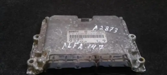 Alfa Romeo 147 Engine control unit/module 0281010332 46784814