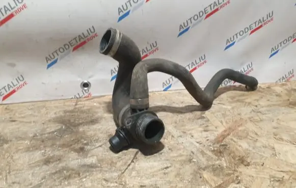BMW 4 F32 F33 Engine coolant pipe/hose 7639997 11537639997