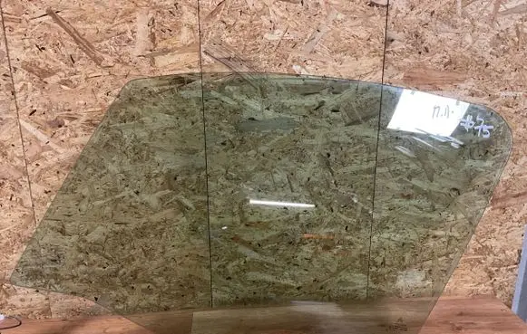 Citroen C3 Front door window glass four-door 43R001583 AS2M3232DOT682