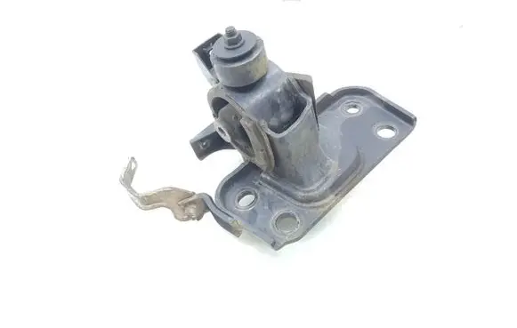 Engine mount bracket