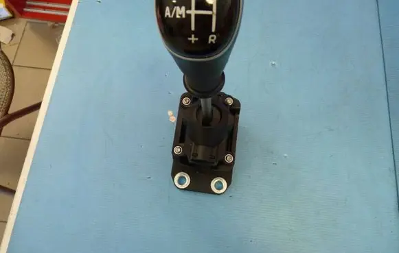 Fiat 500L Gear shifter/selector 7355583120
