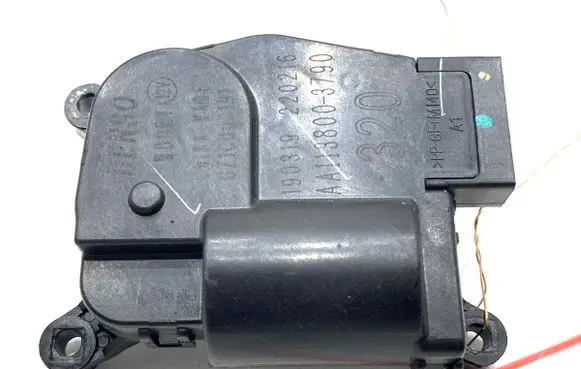 Jeep Cherokee Air flap motor/actuator AA113800-3790