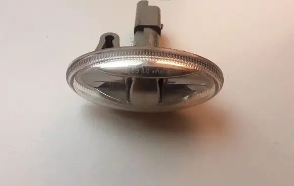 Peugeot Partner Front fender indicator light 9680057480