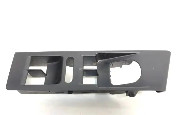 Volkswagen PASSAT B7 Mirror switch trim 3AB857857A
