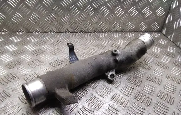 Toyota Corolla Verso AR10 Intercooler hose/pipe