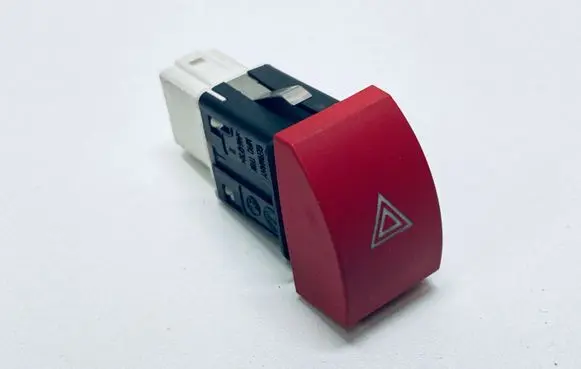 Skoda Octavia Mk2 (1Z) Hazard light switch 1Z0953235A