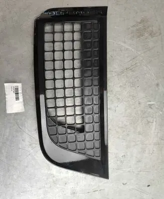 Land Rover Defender Fender trim (molding) LR157851