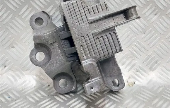 Volvo XC40 Engine mount vacuum valve 31460512