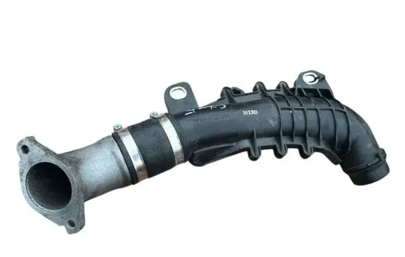 Mazda CX-5 Intercooler hose/pipe 3103n