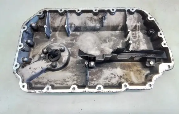 Audi A4 S4 B6 8E 8H Oil sump 06F903023J