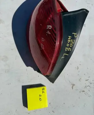 Peugeot 206 Rear/tail lights 2619 10482619