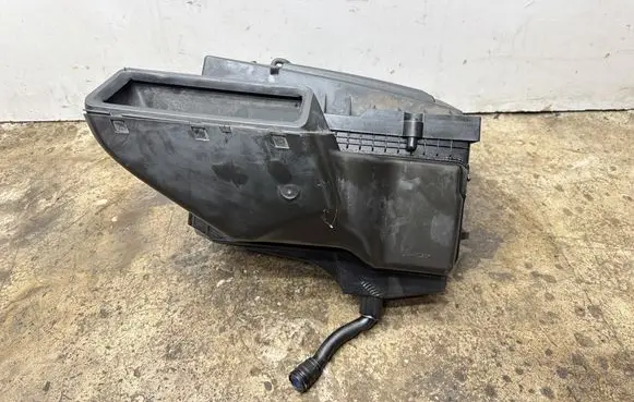 Volkswagen Sharan Air filter box 7N0129601 1K0129620D 7N0129607