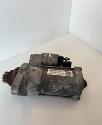 Volkswagen Golf VII Starter motor 02Z911024L