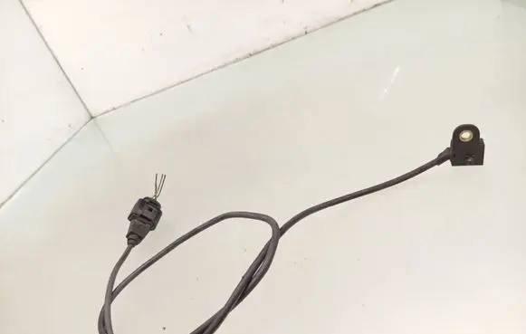 Camshaft position sensor