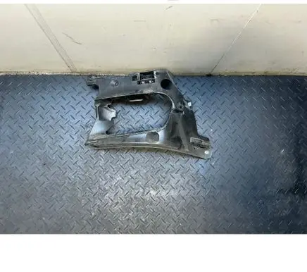 BMW 6 F06 Gran coupe Bumper support mounting bracket corner 8050335 15857711