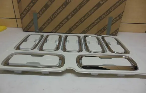 Jeep Renegade Front bumper upper radiator grill 735643983