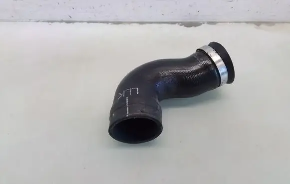 Audi A4 S4 B7 8E 8H Intercooler hose/pipe