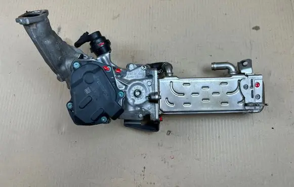 Mercedes-Benz CLA C117 X117 W117 EGR valve cooler A6511420407 A6511400660
