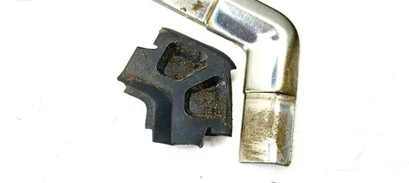 Volvo 760 Rear glass trim